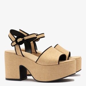 NIB Larroude Miso Sandal in Beige Raffia and Black Trimming